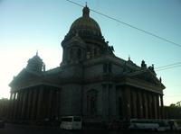 P. Stadens största kyrkobyggnad från omkring 1850: S:t Isaakskatedralen.